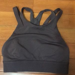 Lululemon to the beat Bra